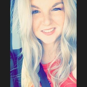 Meet your Posher, Lea